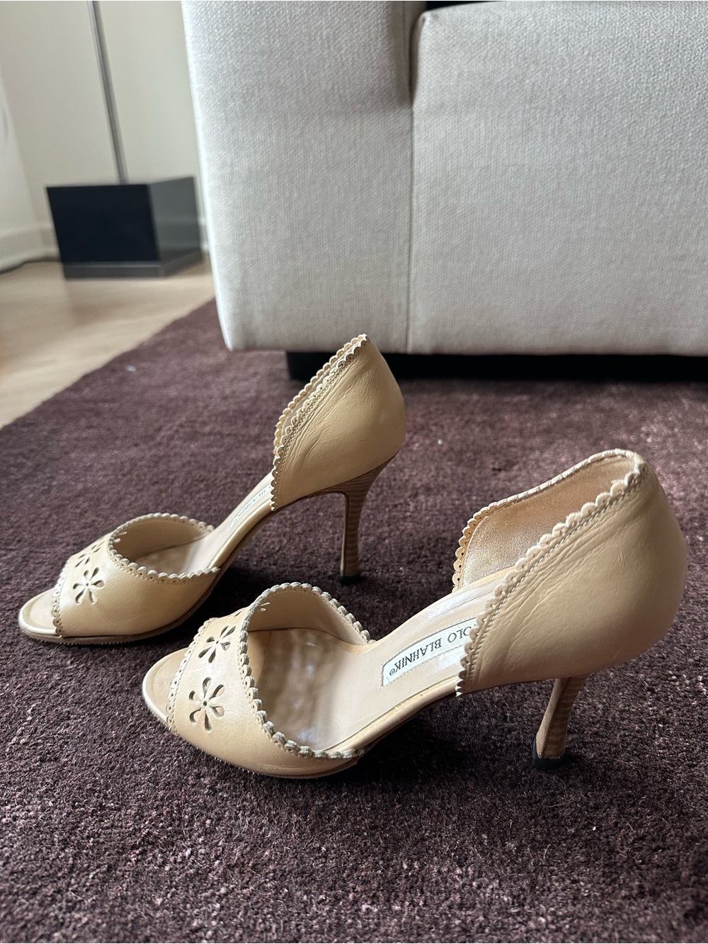 Manolo Blahnik Nude Floral Cutout D'Orsay Heels - Picture 2 of 4